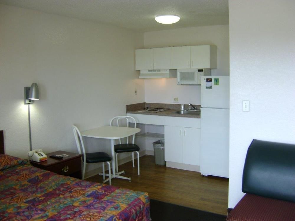 Intown Extended Tx - Leon Valley South Hotel